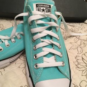 New converse all stars low tops in light aqua